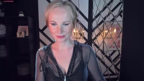 Snapshot of sandra_kind chatting on 14, 2, 2025 Sandra online show from 14, 2, 2025