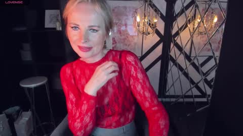 Snapshot of sandra_kind chatting on 15, 2, 2025 Sandra online show from 15, 2, 2025