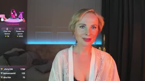 Snapshot of sandra_kind chatting on 1, 3, 2025 Sandra online show from 1, 3, 2025