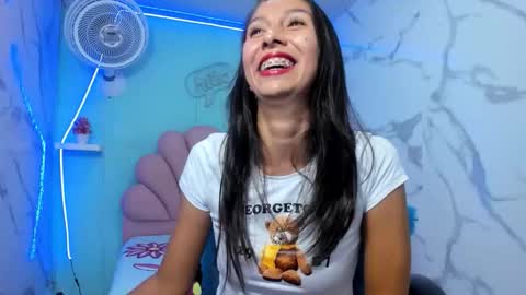 Snapshot of sandra_petite19 chatting on 26, 3, 2026 sandra online show from 26, 3, 2026