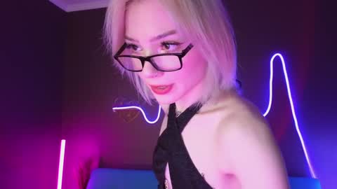 Snapshot of sandraboyl chatting on 9, 2, 2025 Sandy online show from 9, 2, 2025