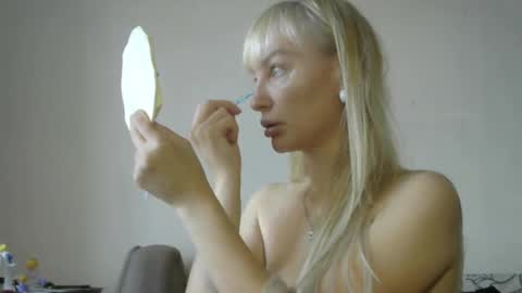 Snapshot of sandraglamour chatting on 19, 9, 2025 Sandra online show from 19, 9, 2025