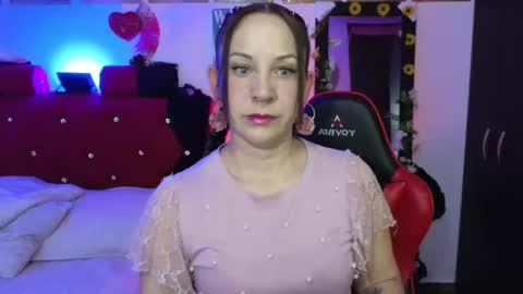 sandraossa online show from 8, 11, 2025