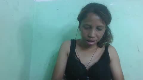 Snapshot of sandrinah788632 chatting on 11, 4, 2026 sandrinah788632 online show from 11, 4, 2026