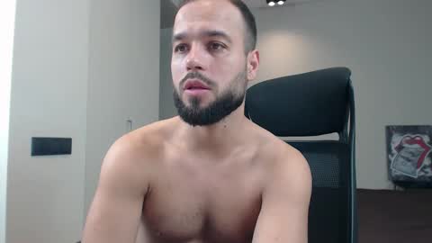 DeAlex online show from 4, 12, 2025