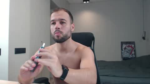 Snapshot of sandro_best chatting on 4, 6, 2026 DeAlex online show from 4, 6, 2026