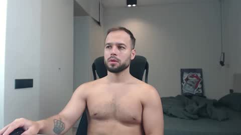 Snapshot of sandro_best chatting on 11, 6, 2026 DeAlex online show from 11, 6, 2026