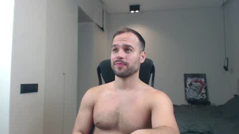 Snapshot of sandro_best chatting on 13, 6, 2026 DeAlex online show from 13, 6, 2026