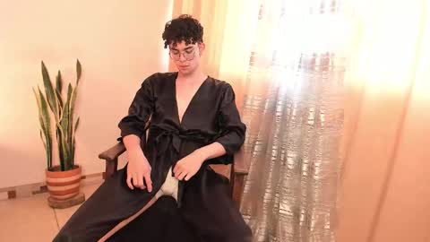 Snapshot of sandro_vitali chatting on 26, 10, 2025 sandro_vitali online show from 26, 10, 2025