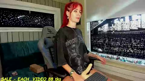 Snapshot of sandy_chris chatting on 19, 9, 2025 Sandy and Chris online show from 19, 9, 2025