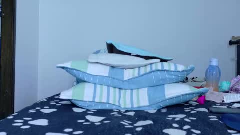 Snapshot of sandylau_ chatting on 10, 10, 2025 sandy online show from 10, 10, 2025