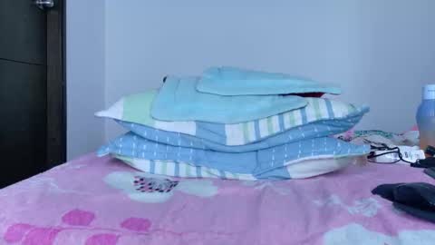 Snapshot of sandylau_ chatting on 26, 11, 2025 sandy online show from 26, 11, 2025