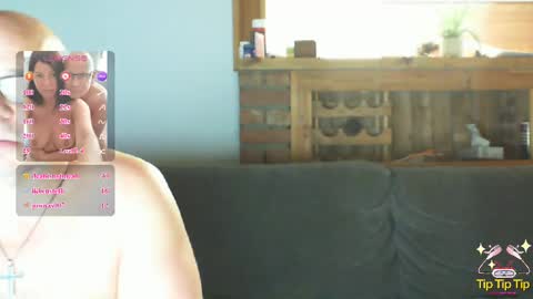 Snapshot of sanroom chatting on 12, 1, 2025 sanroom online show from 12, 1, 2025