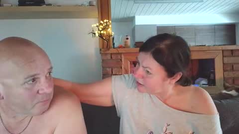 Snapshot of sanroom chatting on 7, 1, 2026 sanroom online show from 7, 1, 2026