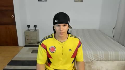 Snapshot of sant_wahlberg chatting on 4, 6, 2026 Sant online show from 4, 6, 2026