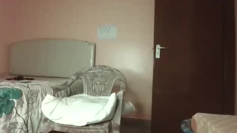Snapshot of santalucious chatting on 28, 4, 2026 santalicious online show from 28, 4, 2026