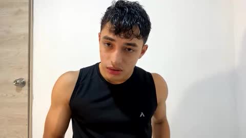 Snapshot of santi36rt chatting on 8, 3, 2026 santi36rt online show from 8, 3, 2026