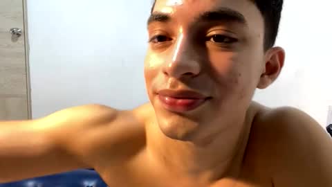 Snapshot of santi36rt chatting on 6, 4, 2026 santi36rt online show from 6, 4, 2026