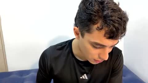 Snapshot of santi36rt chatting on 20, 4, 2026 santi36rt online show from 20, 4, 2026