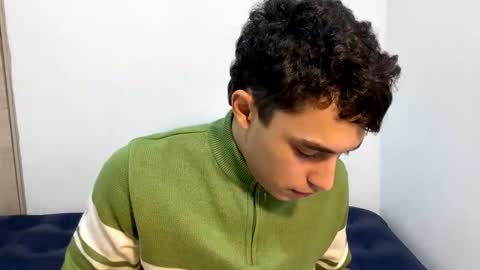 Snapshot of santi36rt chatting on 23, 4, 2026 santi36rt online show from 23, 4, 2026