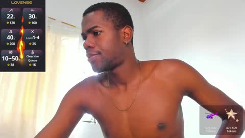 Snapshot of santi_brown1 chatting on 25, 1, 2025 Santibrown online show from 25, 1, 2025