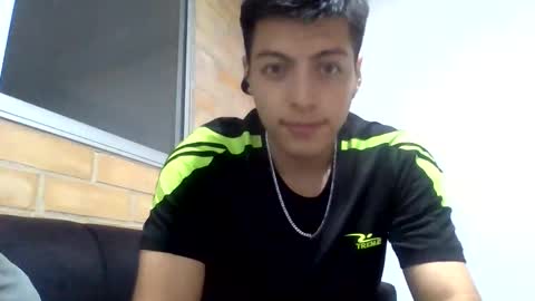 Snapshot of santi_henao chatting on 10, 6, 2026 Santiago Henao online show from 10, 6, 2026