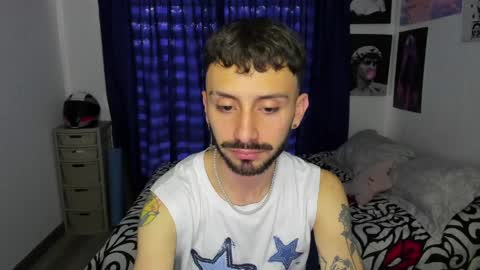 Snapshot of santi_mateo chatting on 6, 4, 2026 Santi online show from 6, 4, 2026