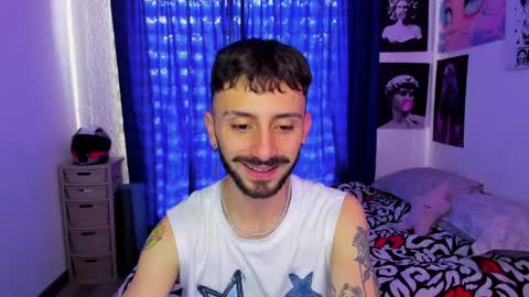 Snapshot of santi_mateo chatting on 7, 4, 2026 Santi online show from 7, 4, 2026