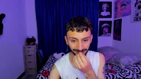 Snapshot of santi_mateo chatting on 16, 4, 2026 Santi online show from 16, 4, 2026