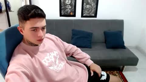 santi_ss online show from 5, 11, 2025