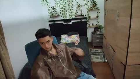 Snapshot of santi_ss chatting on 6, 5, 2026 santi_ss online show from 6, 5, 2026