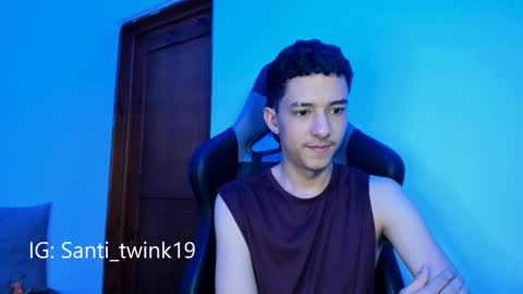 santi_twink19 online show from 11, 2, 2025