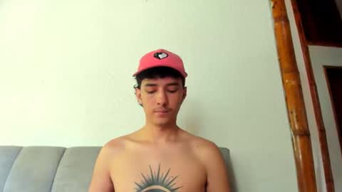 Snapshot of santi_twink19 chatting on 25, 5, 2026 santi_twink19 online show from 25, 5, 2026