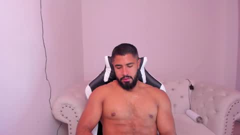 Snapshot of santiago_huntt chatting on 15, 2, 2025 santiago_huntt online show from 15, 2, 2025