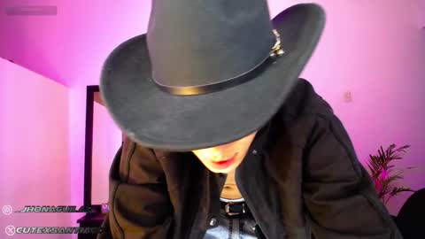 Snapshot of santiagocutex chatting on 14, 10, 2025 SANTAGO online show from 14, 10, 2025