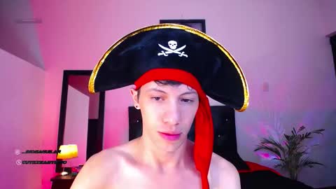 Snapshot of santiagocutex chatting on 23, 10, 2025 SANTAGO online show from 23, 10, 2025