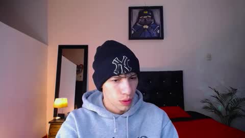 Snapshot of santiagocutex chatting on 7, 11, 2025 SANTAGO online show from 7, 11, 2025