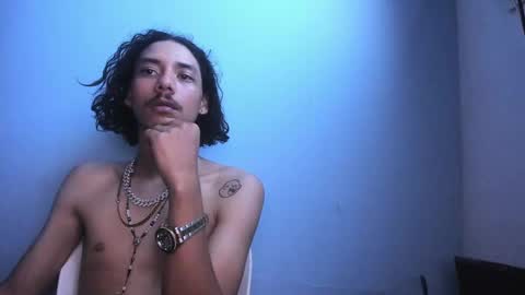 Snapshot of santiagoxxxtreme_ chatting on 11, 1, 2025 Santiago online show from 11, 1, 2025