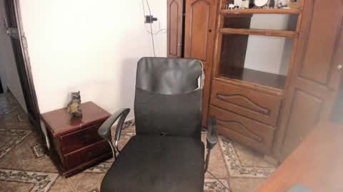 Julius Novachrono  online show from 6, 12, 2024