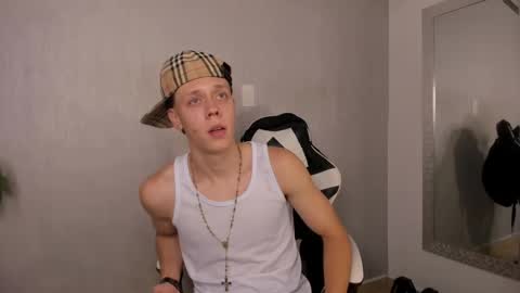 Julius Novachrono  online show from 21, 9, 2025