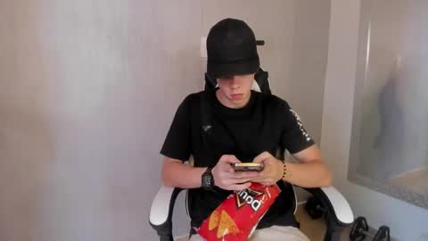 Julius Novachrono  online show from 24, 9, 2025