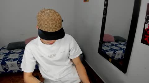 Julius Novachrono  online show from 19, 2, 2026