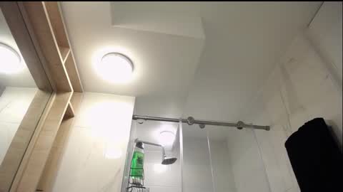 Santii online show from 13, 11, 2025