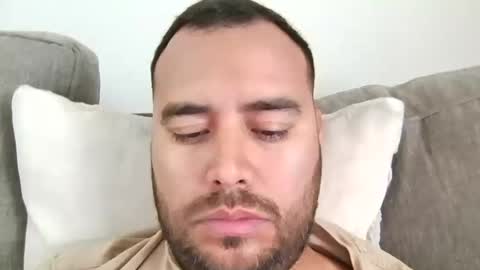 Snapshot of santimarley12 chatting on 12, 4, 2026 Thiago.... online show from 12, 4, 2026