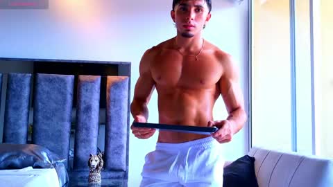 Snapshot of santin_seans chatting on 31, 5, 2026 Santiago Seans online show from 31, 5, 2026