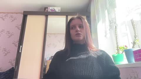 Snapshot of santinagillingham chatting on 6, 5, 2026 Sofia online show from 6, 5, 2026