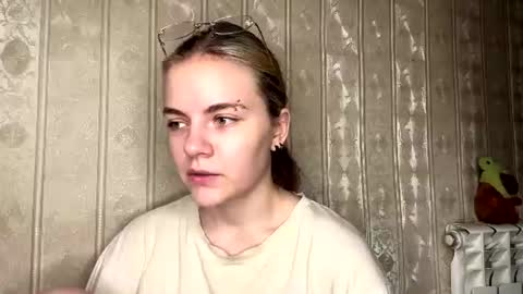 Snapshot of santinalabonne chatting on 3, 7, 2026 Rina online show from 3, 7, 2026