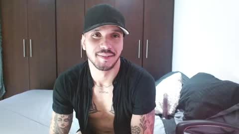 Snapshot of santti_torres chatting on 29, 5, 2026 Santy Torres online show from 29, 5, 2026