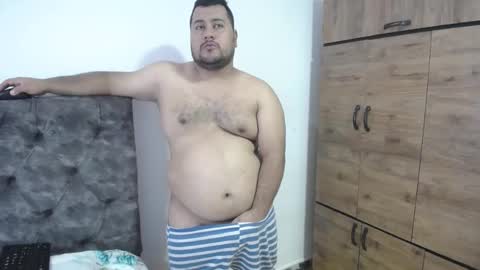 Snapshot of santy_gold chatting on 9, 9, 2025 Santiago online show from 9, 9, 2025