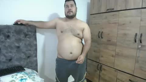 Snapshot of santy_gold chatting on 13, 9, 2025 Santiago online show from 13, 9, 2025